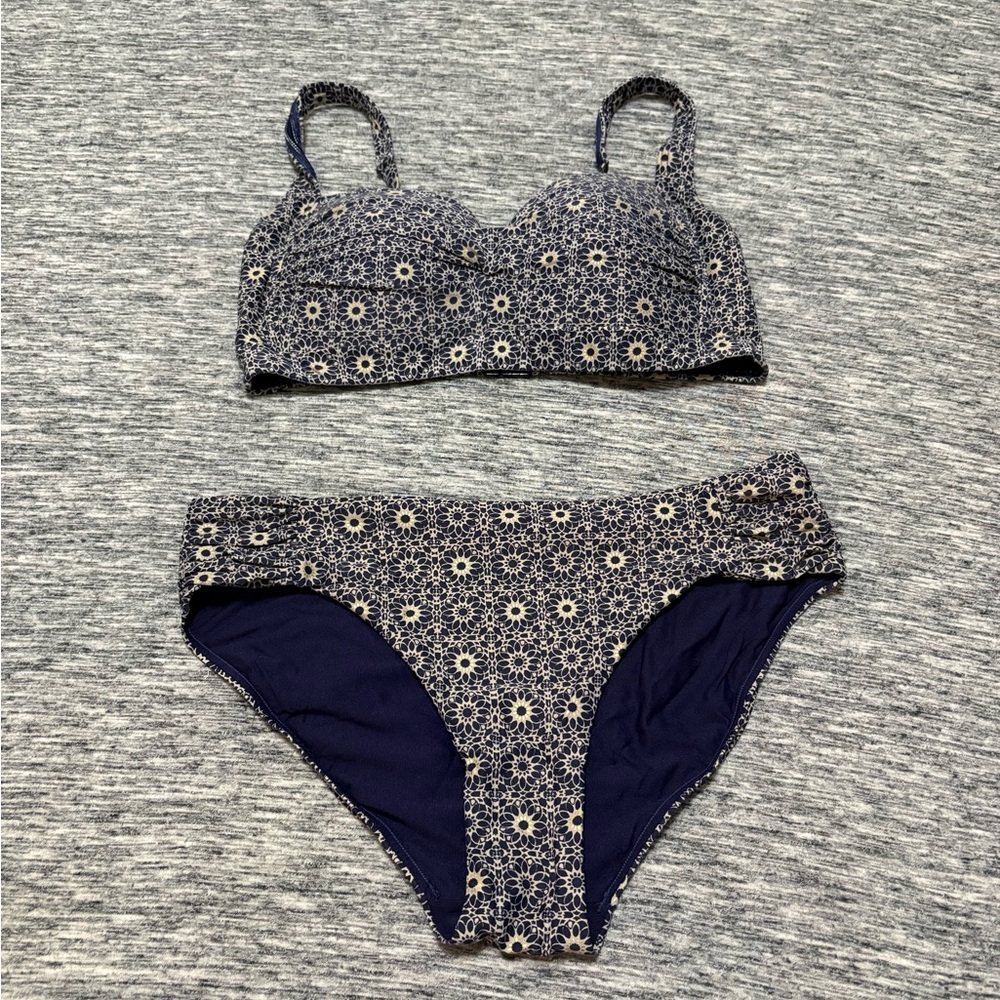 Nip Tuck Swimwear Two Piece Bikini Bathing Suit Size 10